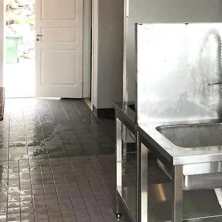 Dom wakacyjny 6 Person In Kverva *
